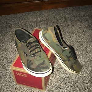 Vans Camo